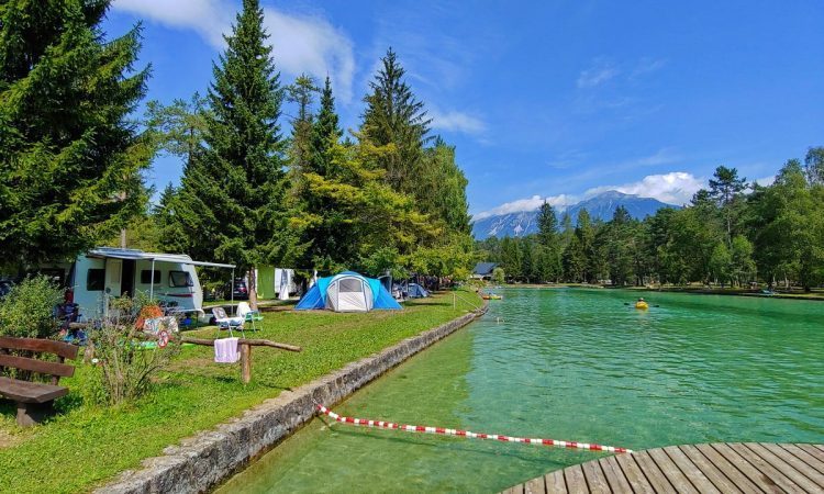 Gostje za najboljša slovenska kampa izbrali Šobec in Podzemelj