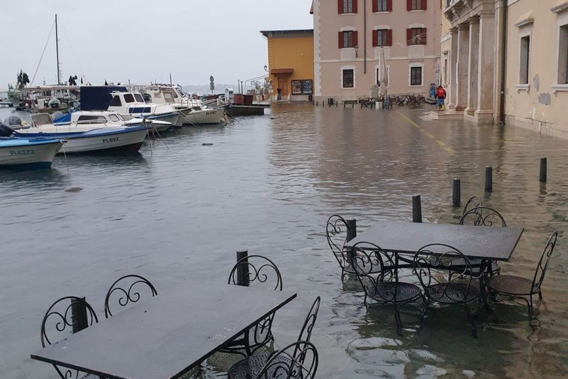 Piran poplavljen podobno kot leta 2019