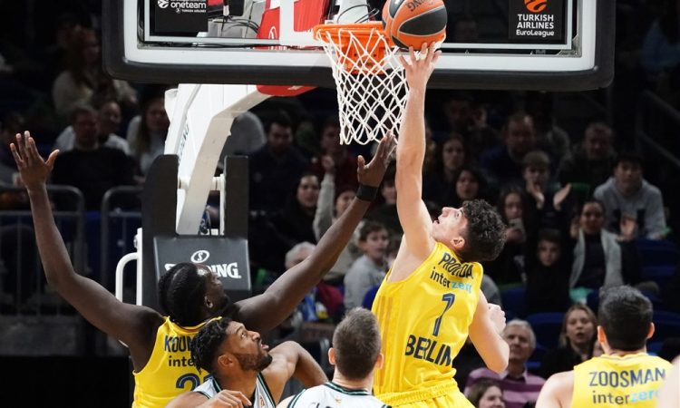 V košarkarskem clasicu zmaga Madridčanov, Prepelič z Valencio zmagal v Berlinu