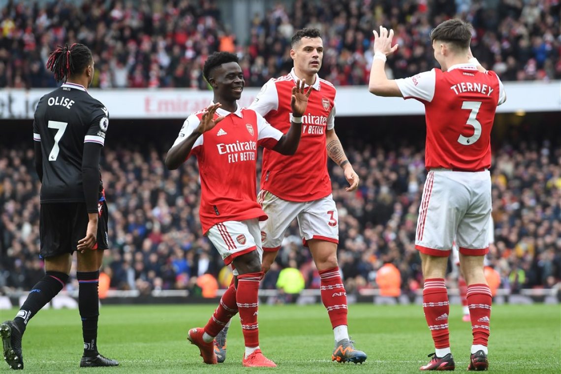 Arsenal še povečal prednost pred Cityjem