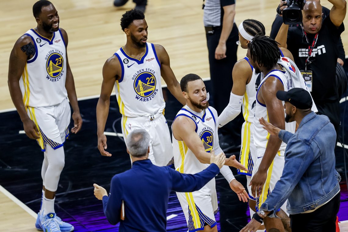 Curry s 50 točkami Golden State popeljal v drugi krog končnice