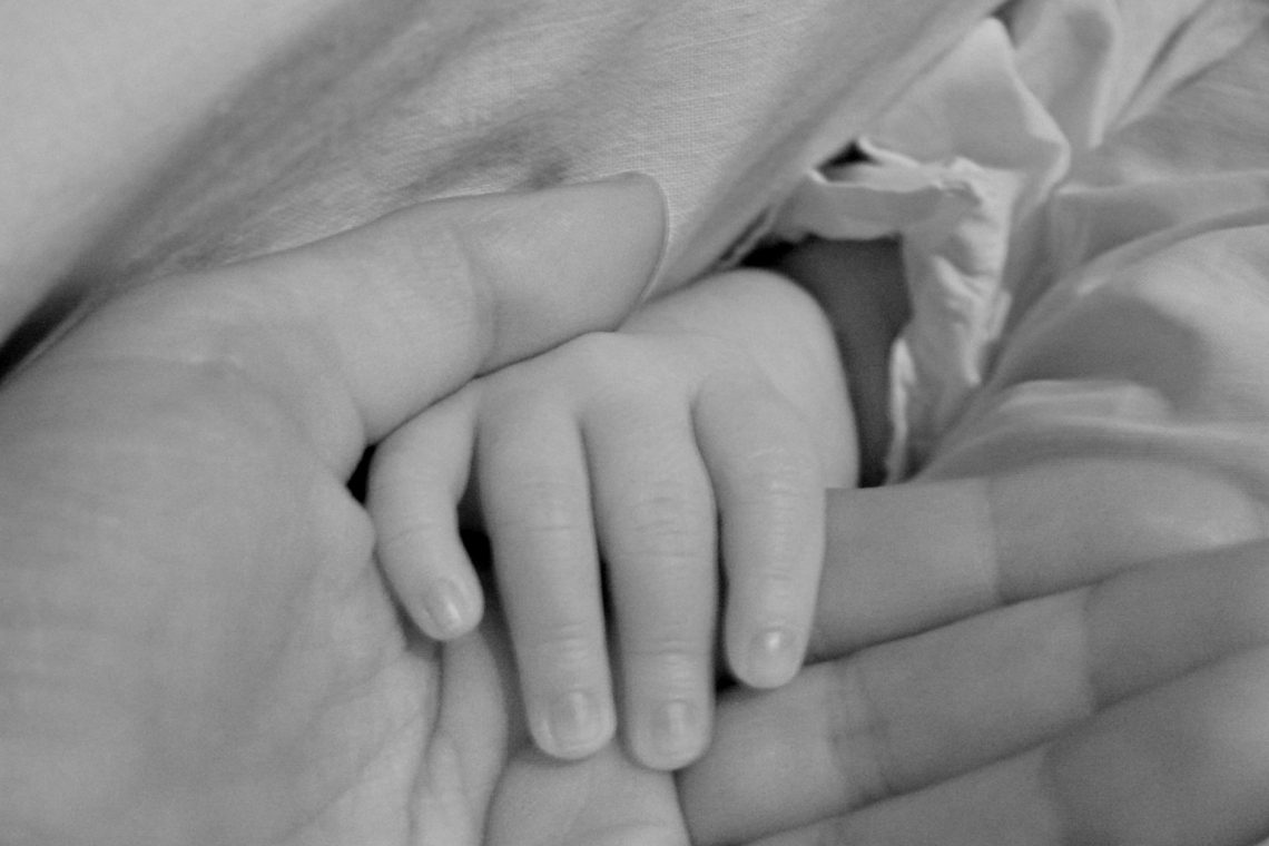 Danes mednarodni dan otrok, ki so umrli med nosečnostjo ali kmalu po rojstvu