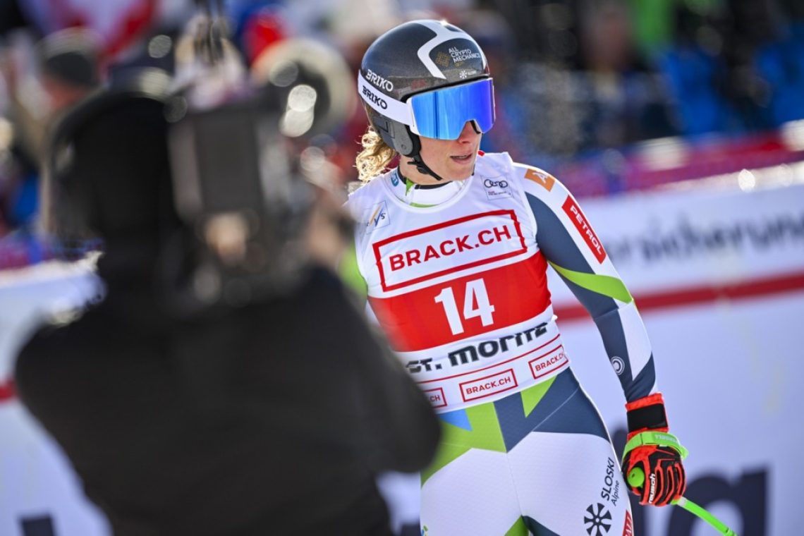 Ilka Štuhec na treningu pred vsemi
