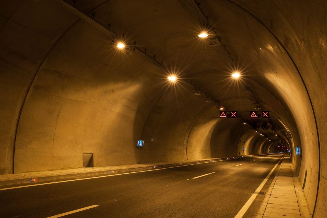 Dela v predoru Markovec predčasno zaključena