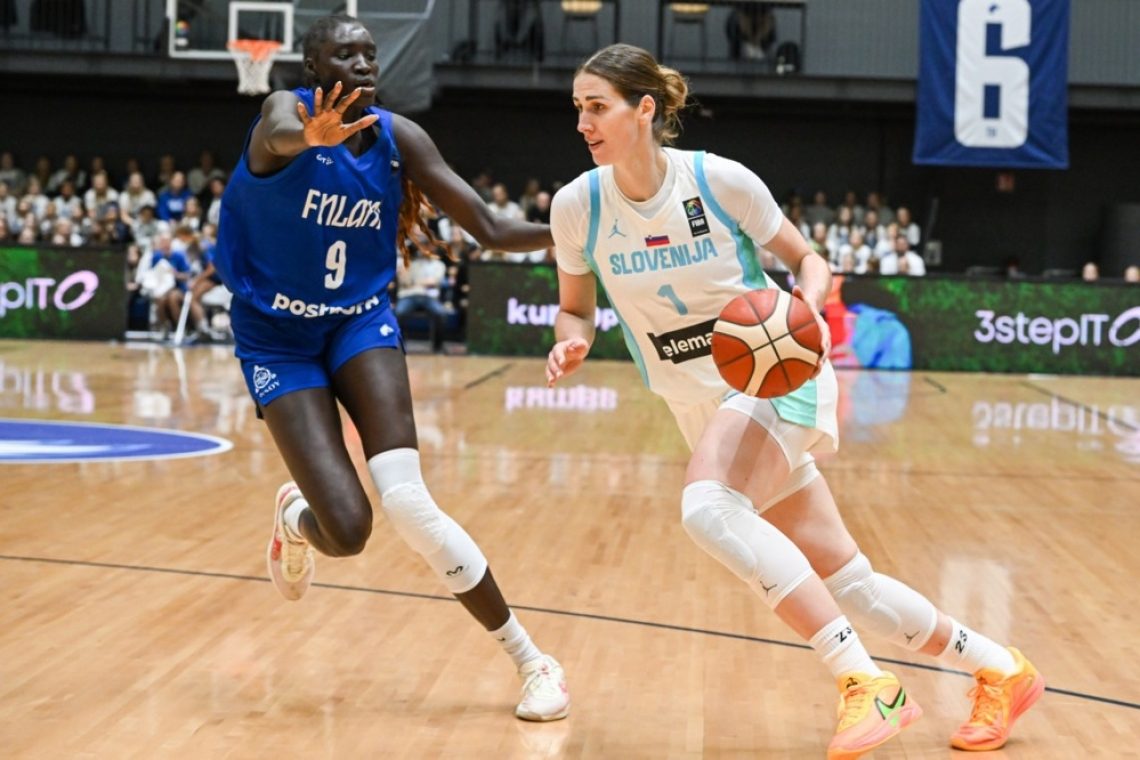 Eva Lisec osvojila ruski pokal, vrnitev Teje Oblak