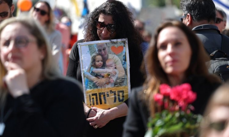 Hamas zavrača pogovore o drugi fazi premirja brez izpustitve palestinskih zapornikov