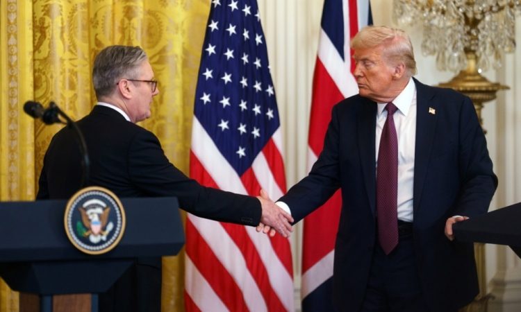 Trump sprejel povabilo kralja Charlesa za uradni obisk Velike Britanije