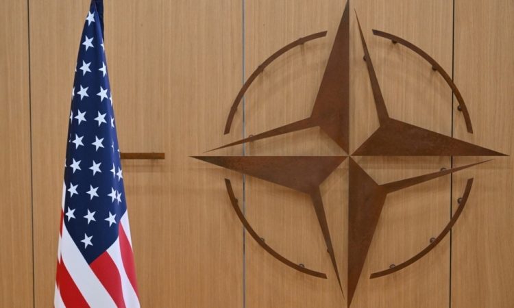 Bodo ZDA zapustile NATO?
