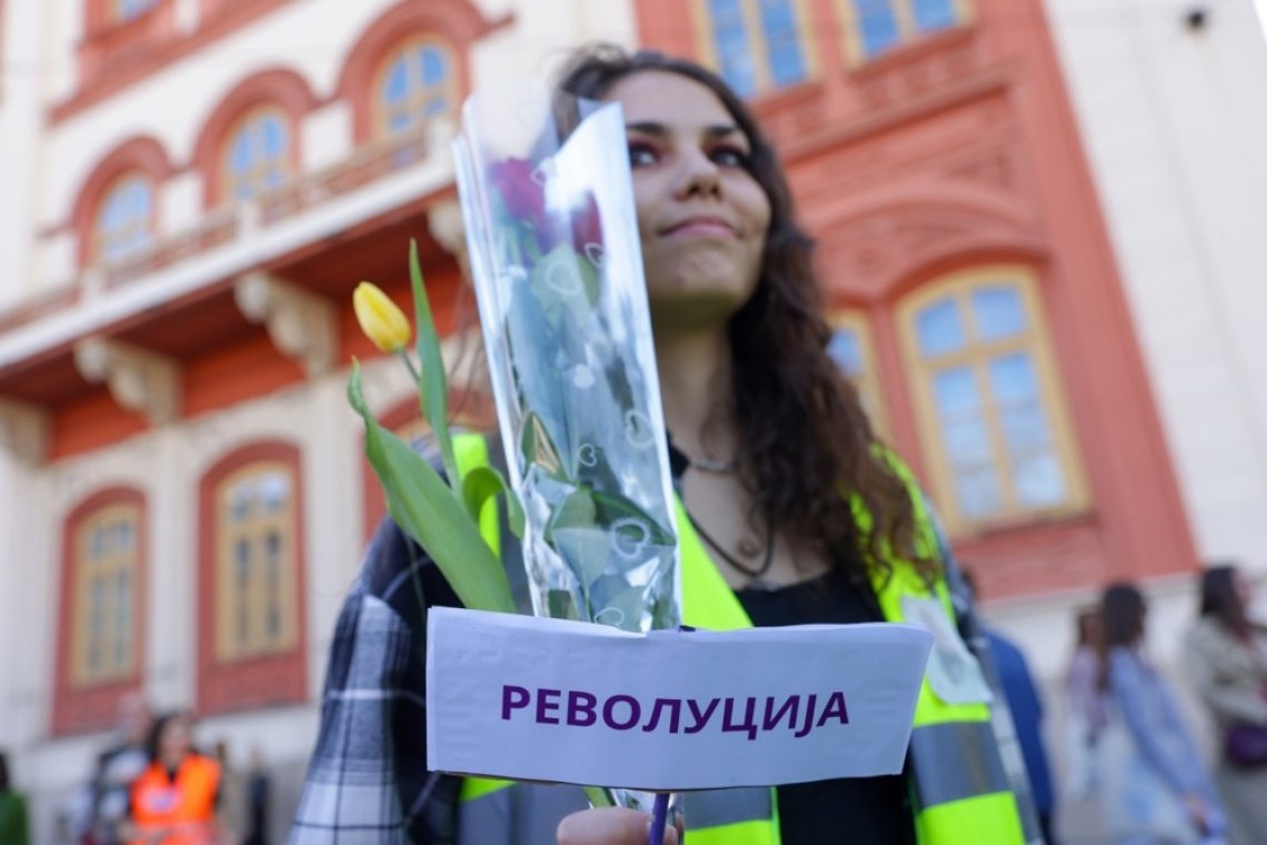 Zveza Srbov opozorila na sovražni govor ob protestu v podporo srbskim študentom