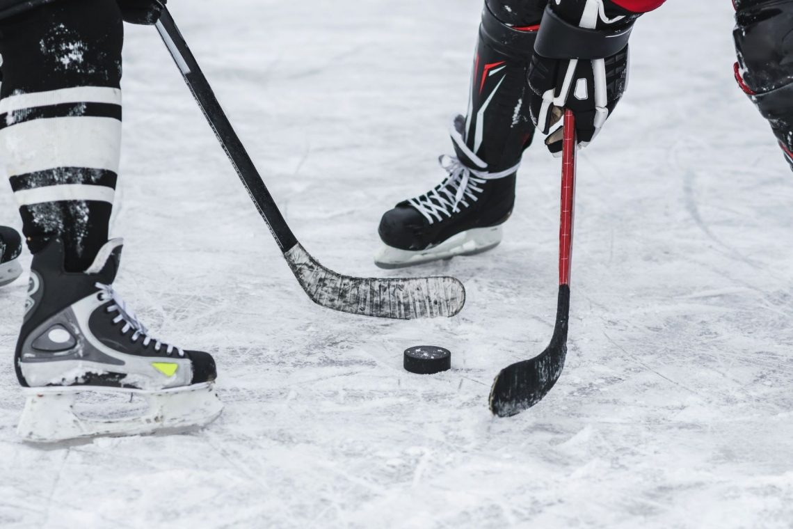 Winnipeg in Colorado odprla končnico lige NHL z zmagama