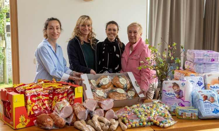 Spar tudi letos obdaril materinske domove in prvič tudi študentske družine