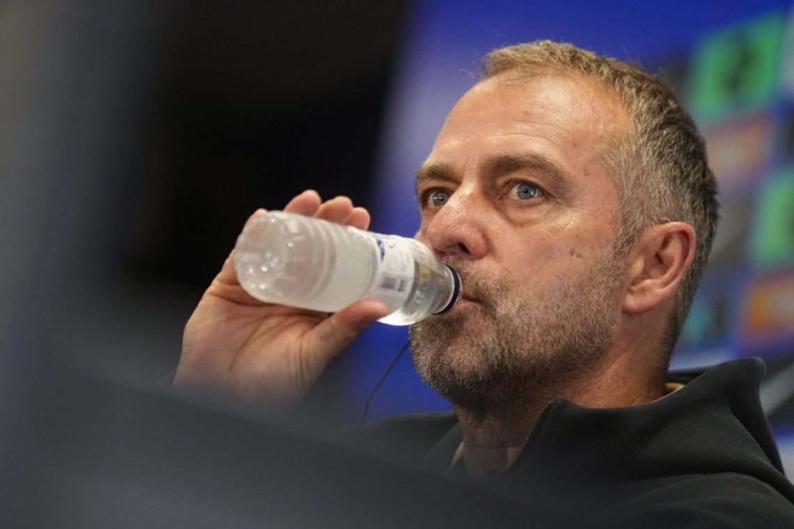 Flick podaljšal pogodbo z Barco do leta 2027