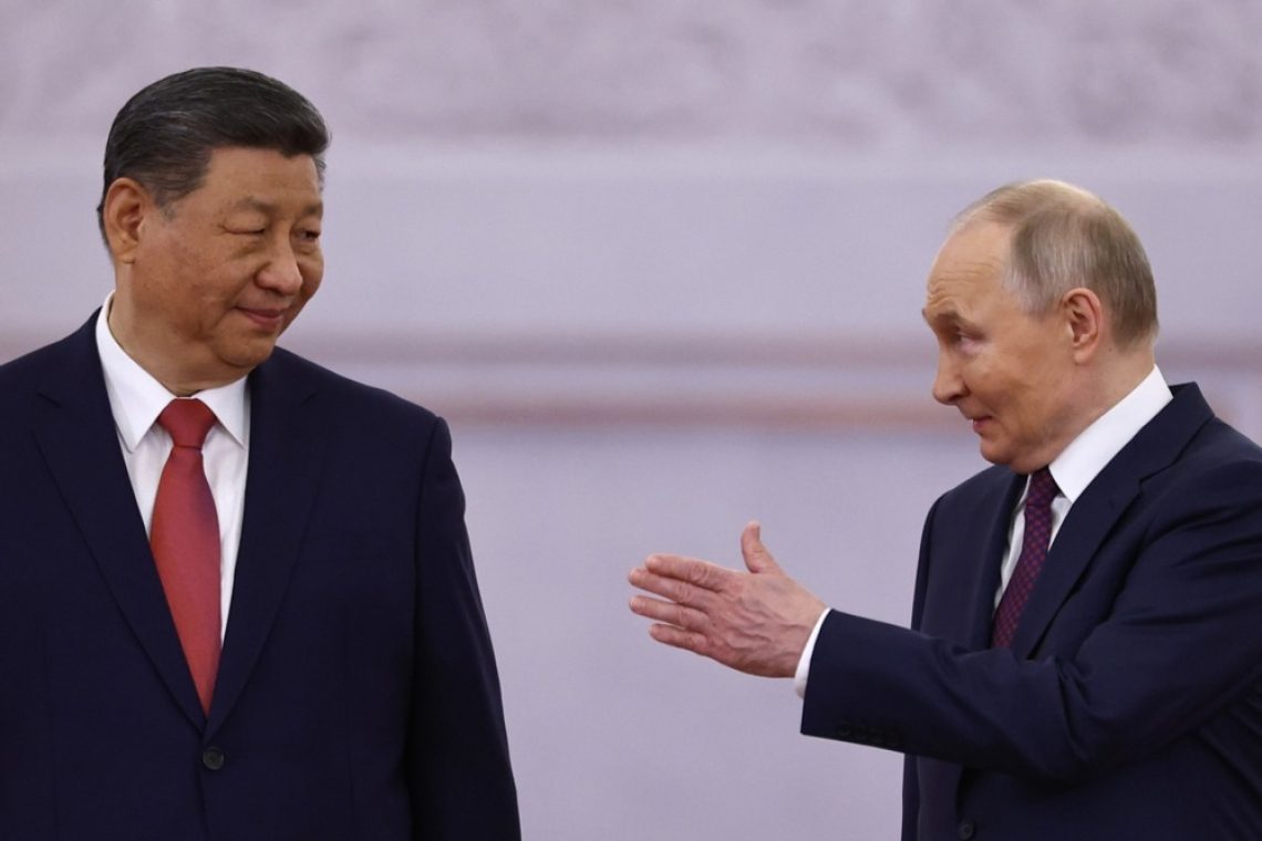 Xi in Putin poudarila zavezništvo ob dnevu zmage v Moskvi