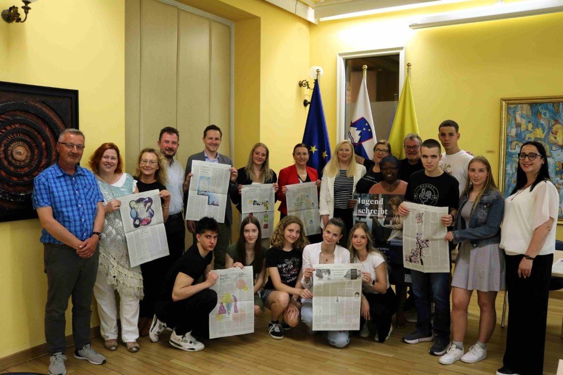 Mladi celjski avtorji opozorili nase v mednarodnem projektu Mladina piše
