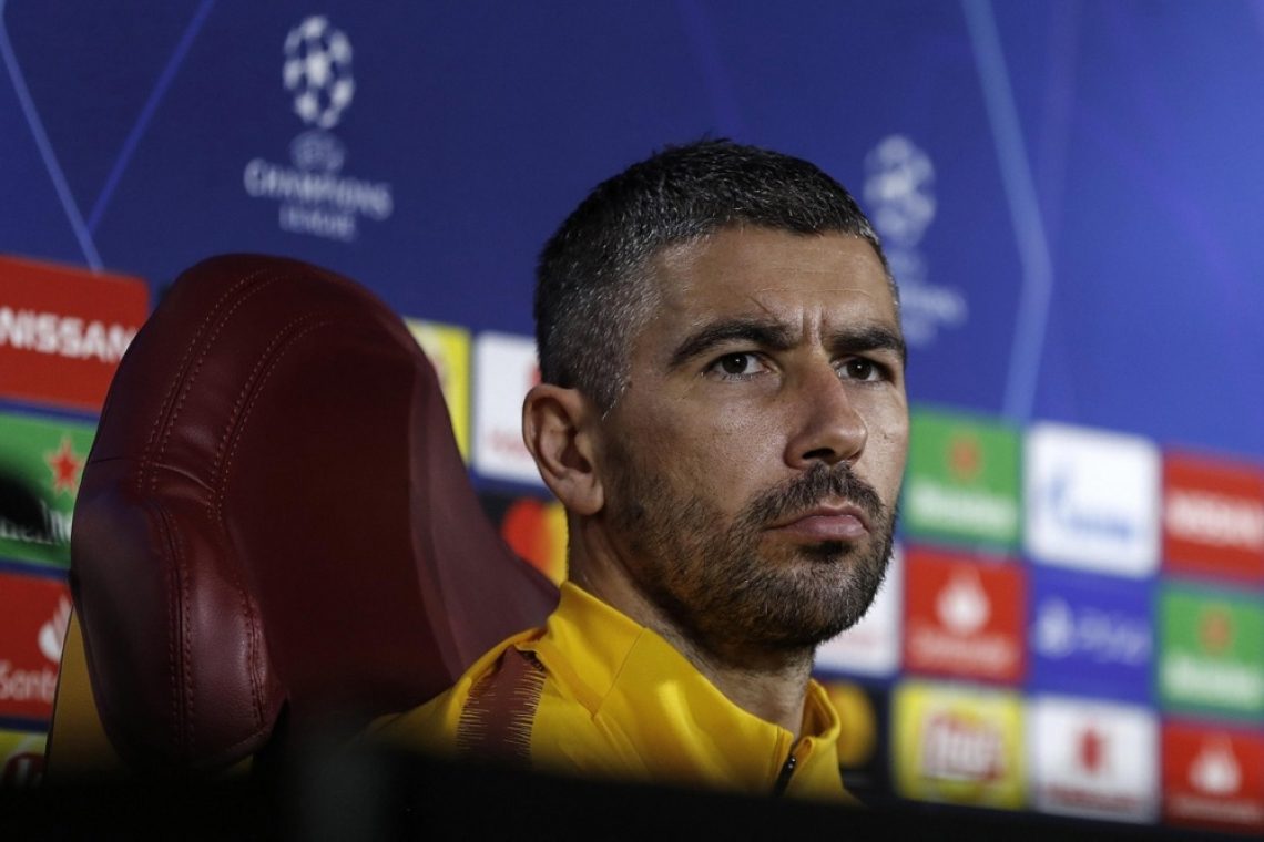Kolarov se vrača v Inter kot pomočnik trenerja Chivuja
