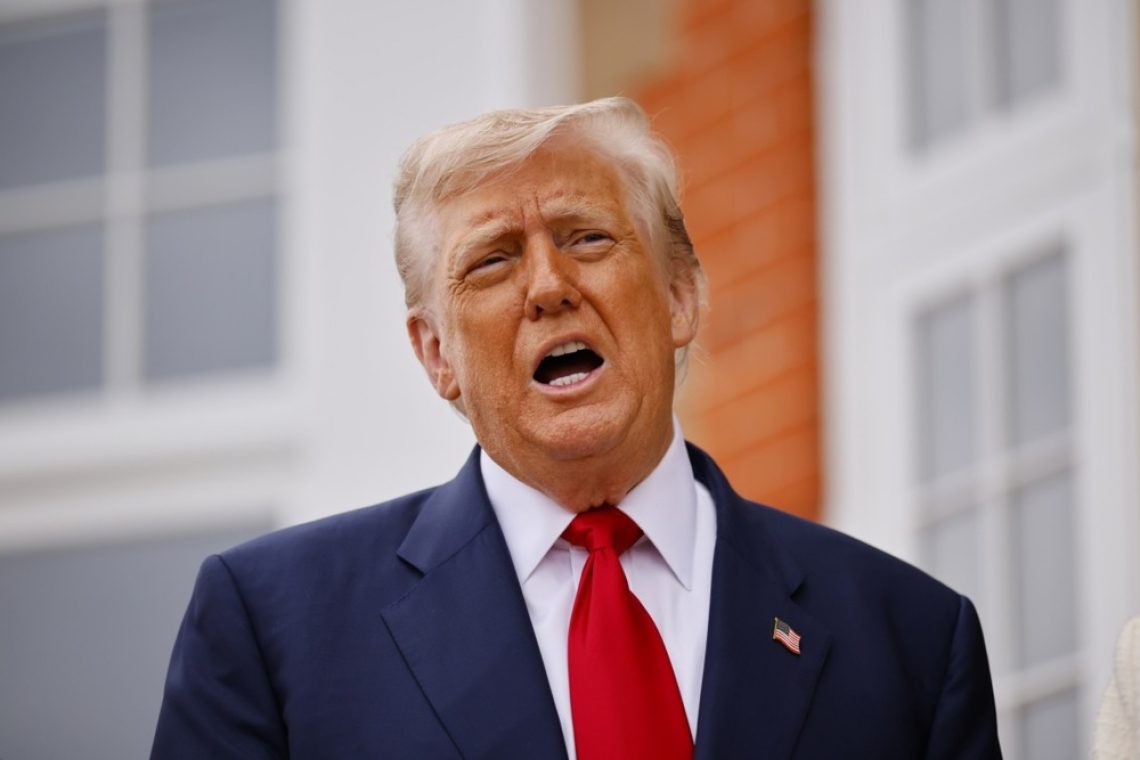 Trump napovedal skrajšanje roka za ukrepanje proti Rusiji zaradi vojne v Ukrajini