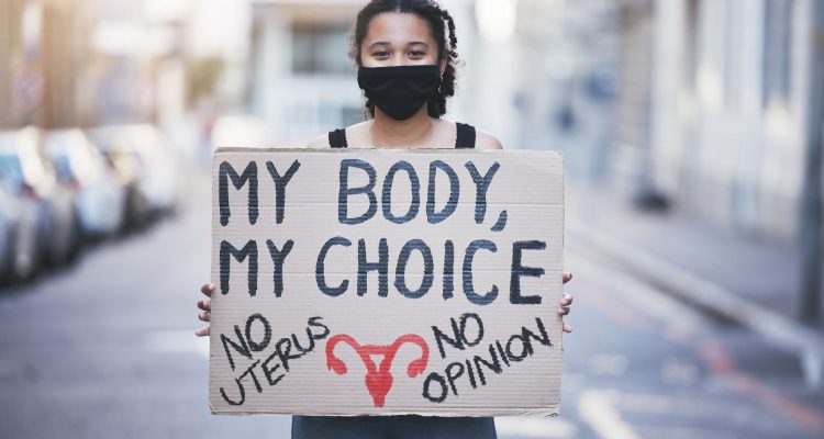 Inštitut 8. marec ob podpori resoluciji o pobudi My Voice, My Choice govori o prvi zmagi