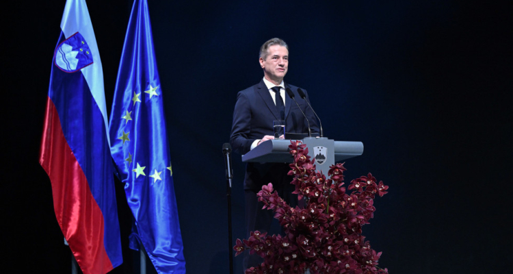 Premier Golob na proslavi: Povezovanje naj bo strategija, ne utopija
