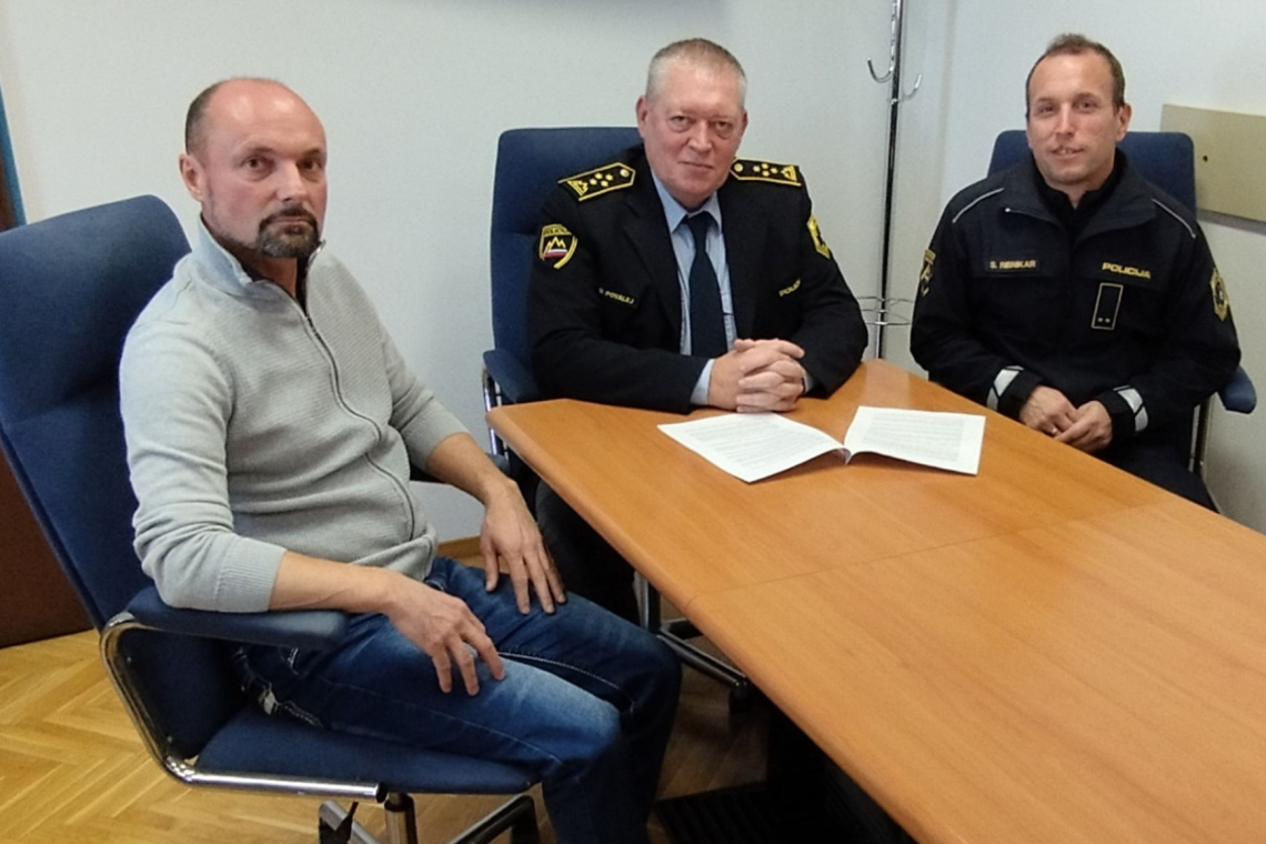 Vodenje Policijske postaje Kranj prevzel Sebastijan Ribnikar