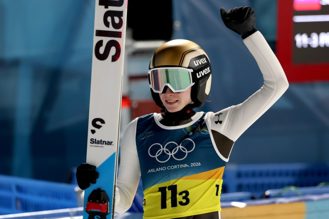 Niki Prevc po slavju v Lahtiju tretja zaporedna krona sezone  