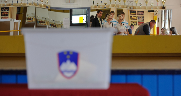 Podpora Svobodi narasla, SDS izgubila prednost