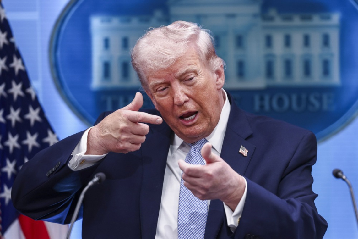 ZDA in Iran za dva tedna prekinjata napade in odpirata Hormuško ožino