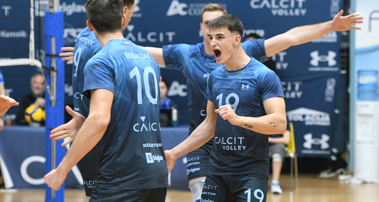 Moški finale začenja boj za naslov v Kamniku