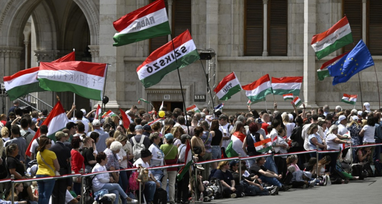 Predsednik Sulyok Tiszi pripisal veliko odgovornost